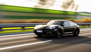 Un conducteur flashé à 321 km/h au volant de sa Porsche Panamera sur une autoroute allemande : un record de vitesse inédit Le 28 juillet dernier, sur un tronçon d’autoroute à l’ouest de Berlin, un conducteur au volant d’une Porsche [&hellip;]
