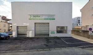Centre contrôle technique DEKRA à Vénissieux