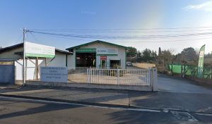 Centre contrôle technique DEKRA à Marignane