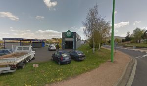 Centre contrôle technique DEKRA à Vic-le-Comte