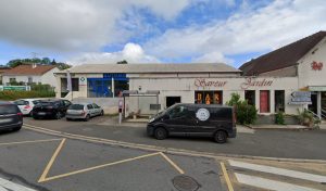 Centre contrôle technique DEKRA à Saint-Arnoult-en-Yvelines