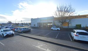 Centre contrôle technique DEKRA à Chambourcy