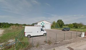 Centre contrôle technique DEKRA à Dampierre-sur-Salon