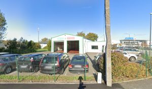 Centre contrôle technique DEKRA à Treillières