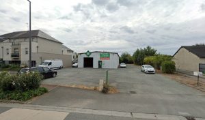 Centre contrôle technique DEKRA à Le Plessis-Grammoire