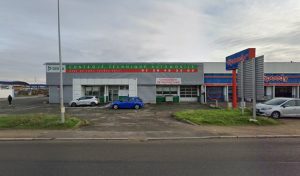 Centre contrôle technique DEKRA à Flins-sur-Seine