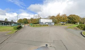 Centre contrôle technique DEKRA à Châteauneuf-du-Faou