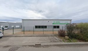 Centre contrôle technique DEKRA à Saint-Laurent-de-Mure